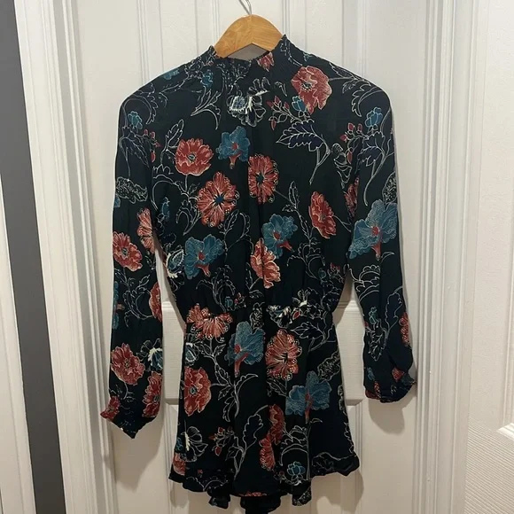 BNWOT ASTR THE LABEL EVA ROMPER EXTRA SMALL - Picture 8 of 10